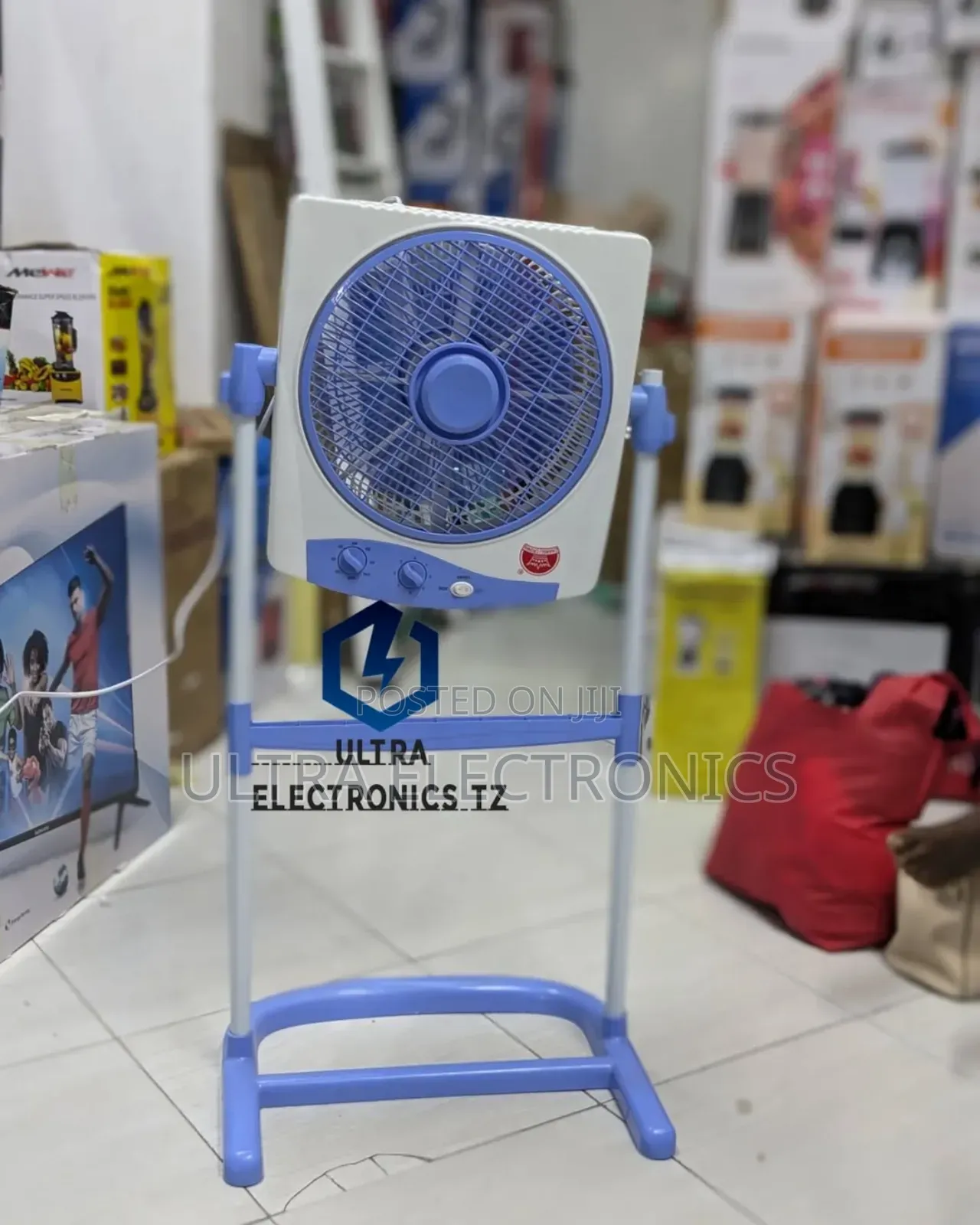 High Quality Fan Yenye Upepo Usio Umiza Kabisa