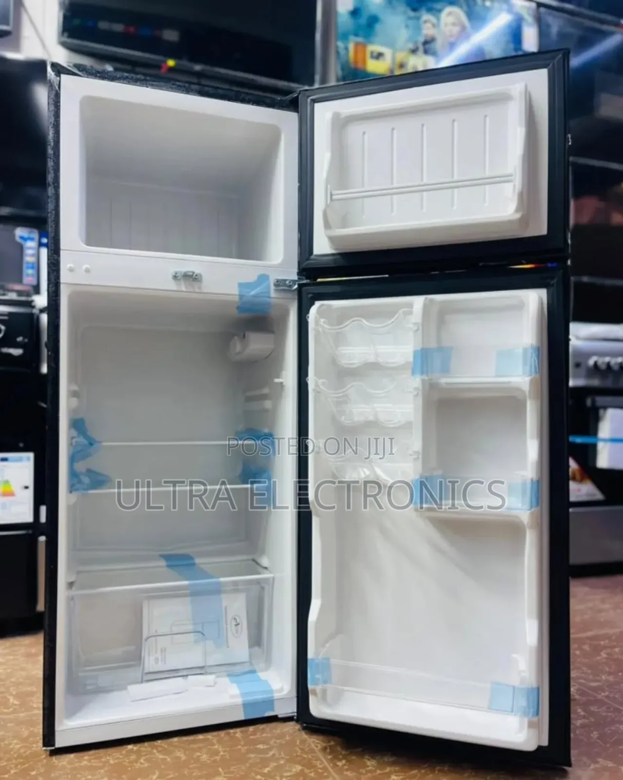 Aero Fridge With High Quality MaterialCapacity:- 120l