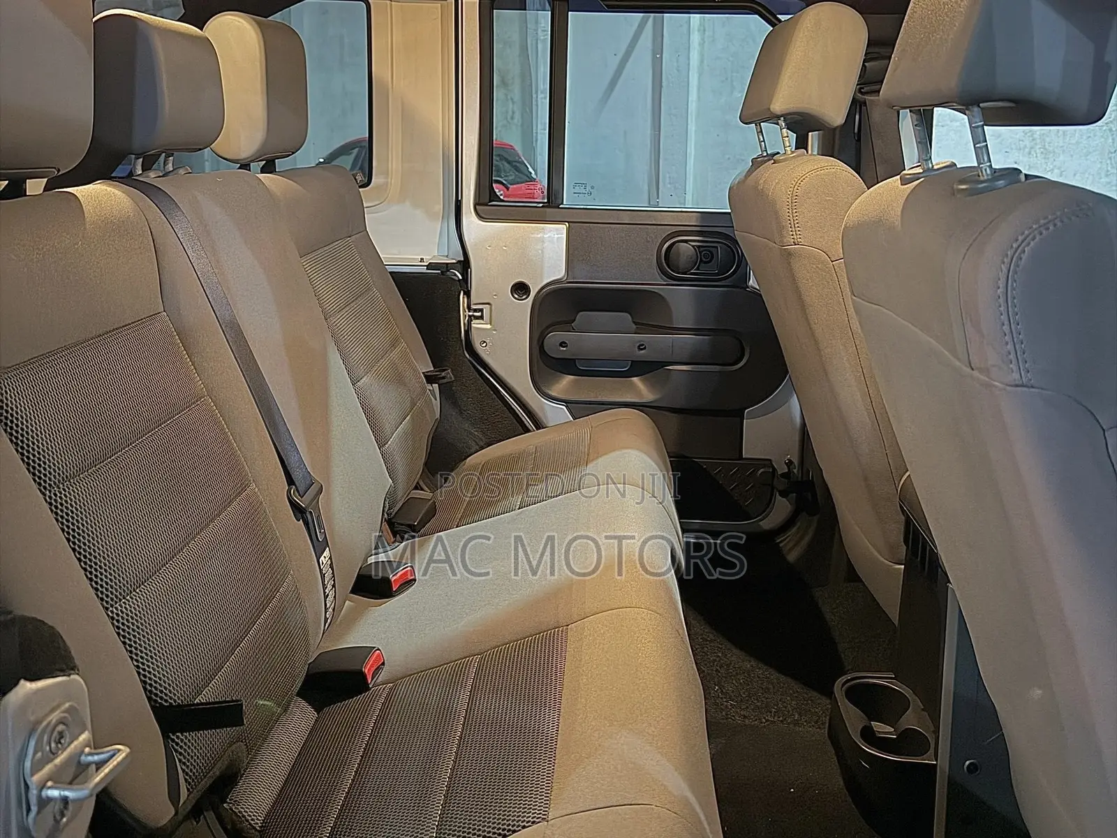 Jeep Wrangler 2010 Silver