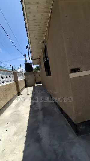 3bedrooms 4 Office Sinza. A