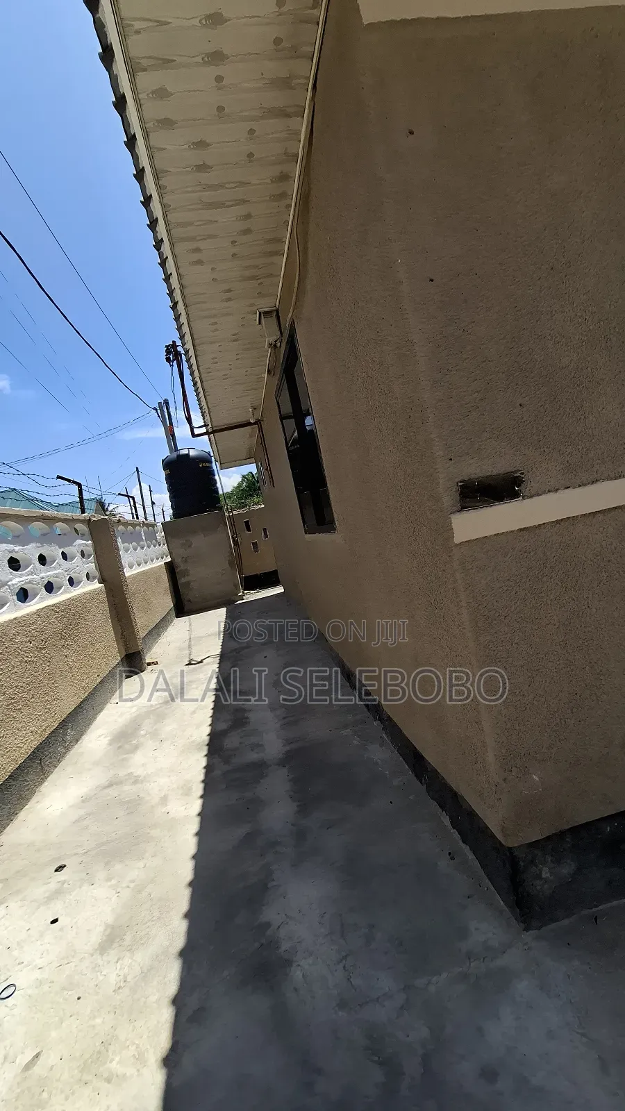 3bedrooms 4 Office Sinza. A