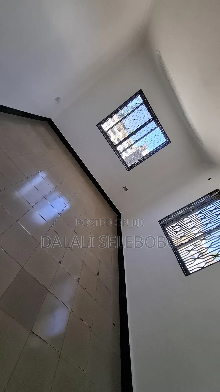 3bedrooms 4 Office Sinza. A