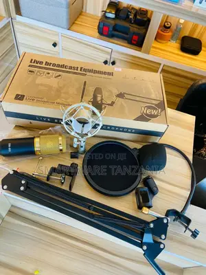 Professional Live Broadcast Microphone Kit Studio Recording Equipment