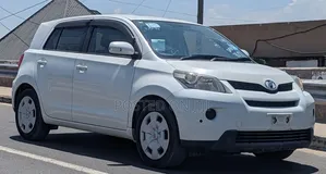 Toyota IST 2007 White