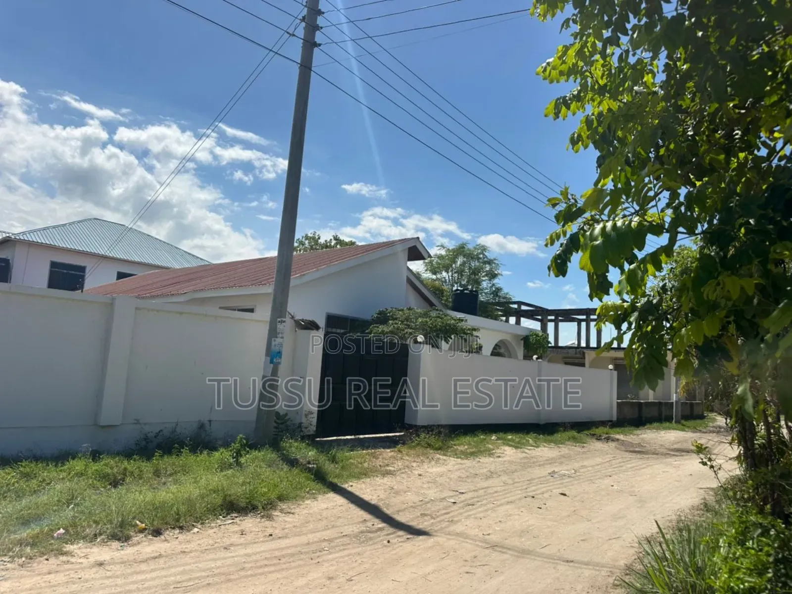 4bdrm House in Boko Beach  Dsm, Kinondoni for sale
