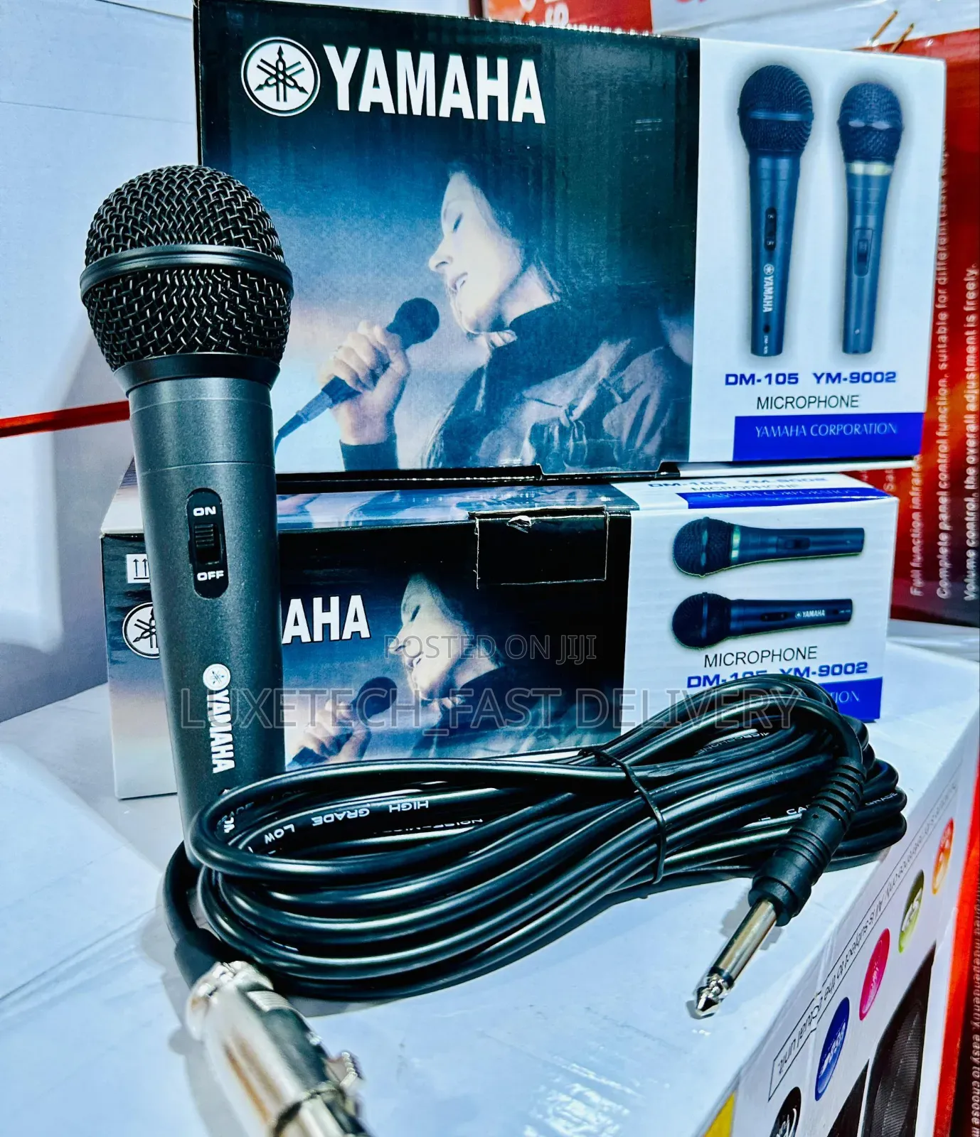 Yamaha Dm-105 Dynamic Wired Microphone for Clear Sound and Vocals