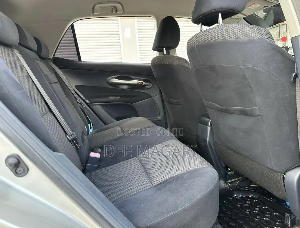 Toyota Blade 2006 Silver