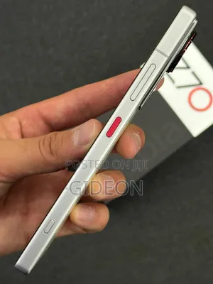 New ZTE nubia Z70 Ultra 256 GB White