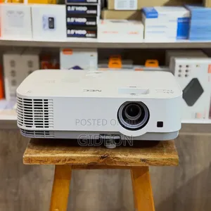 Nec Projector 100+