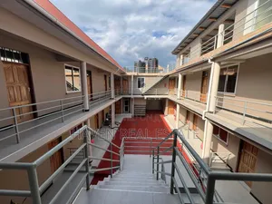 Hostel Yenye View Ya Mt.Kilimanjaro Inauzwa Kcmc, Kibaoni-Moshi