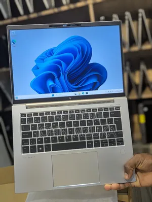New Laptop HP EliteBook 845 G10 16GB AMD Ryzen 5 SSD 256GB