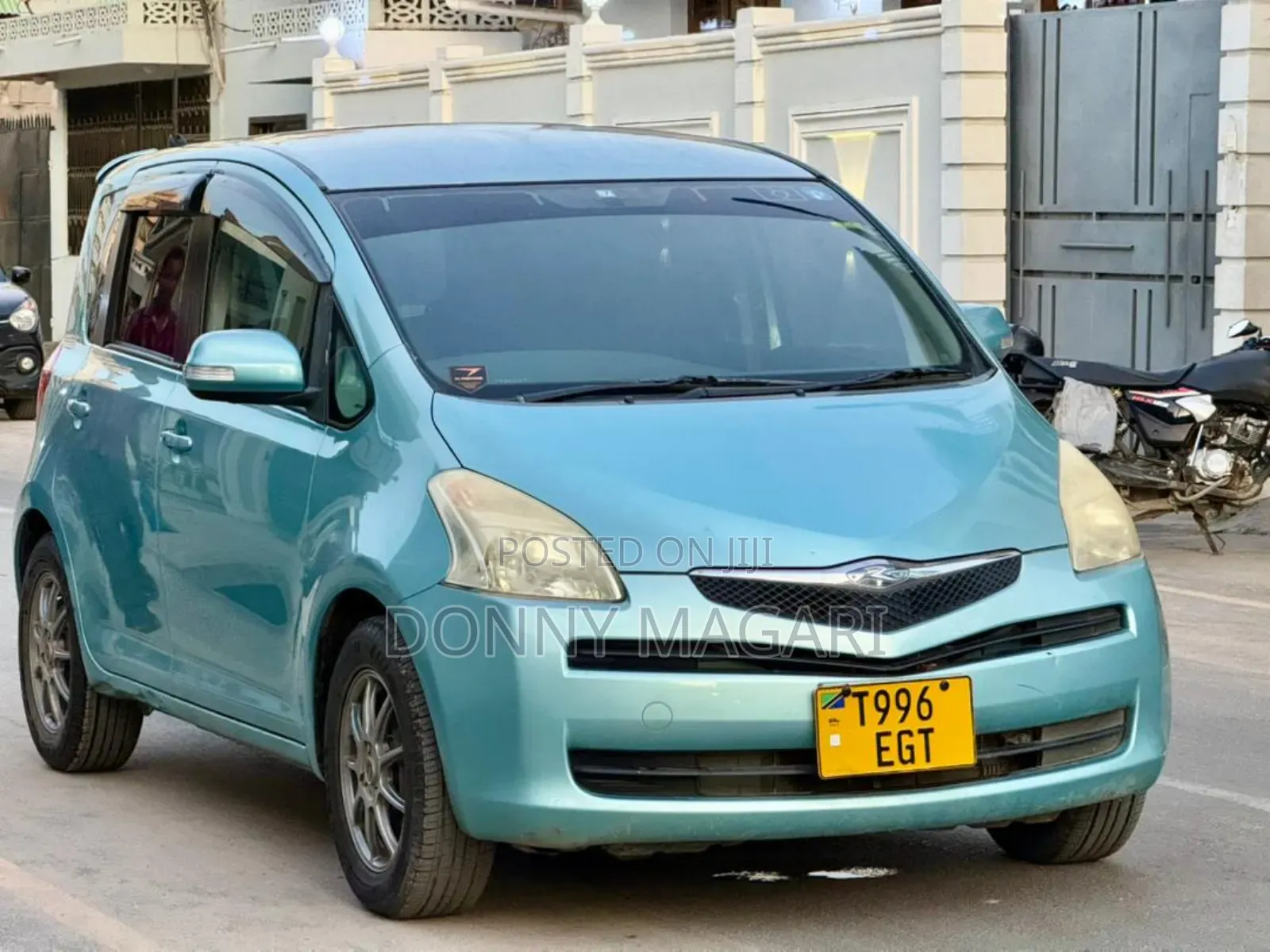Toyota Ractis 2007 Blue