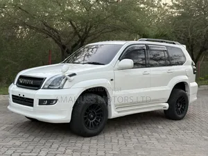 Toyota Land Cruiser Prado 2007 White