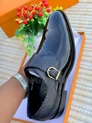 Louis Vuitton Brand / New Moccains Classic Shoes
