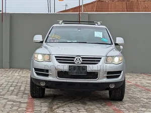 Volkswagen Touareg 2013 Silver