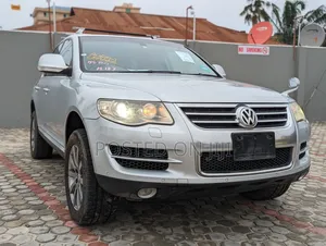 Volkswagen Touareg 2013 Silver