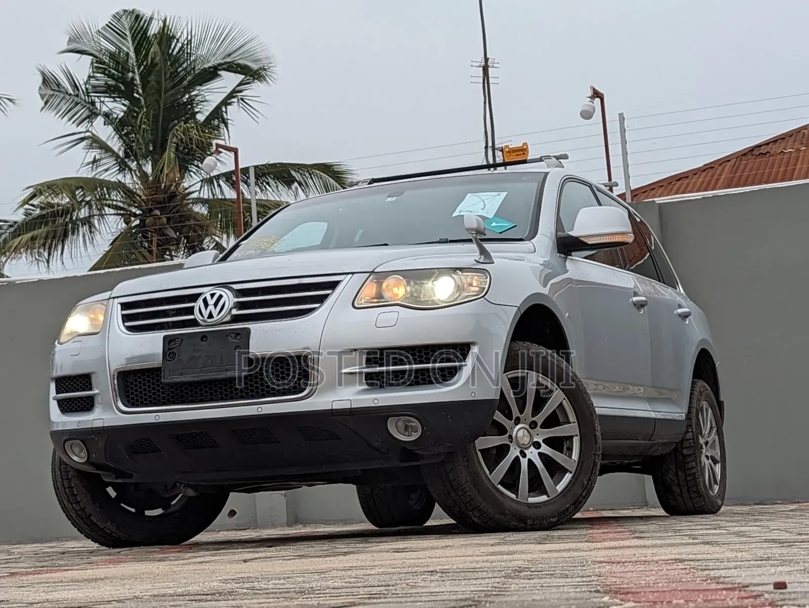 Volkswagen Touareg 2013 Silver