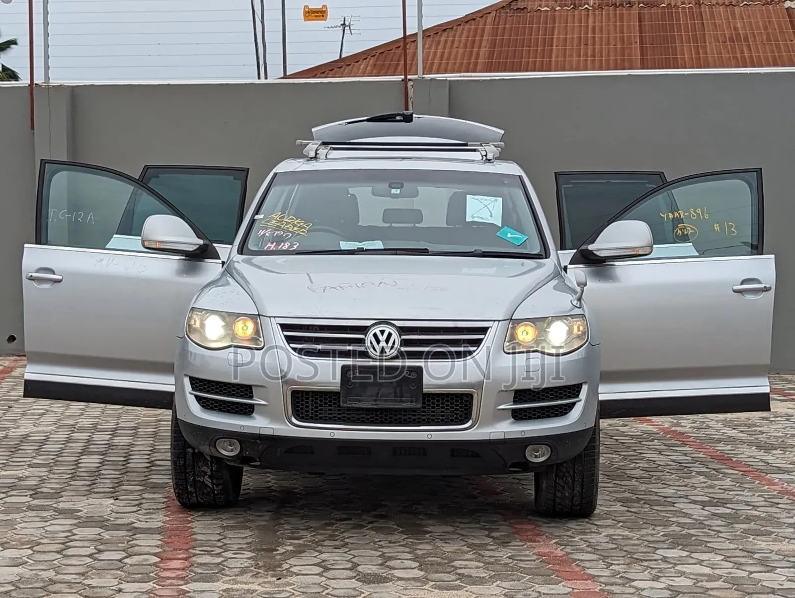 Volkswagen Touareg 2013 Silver