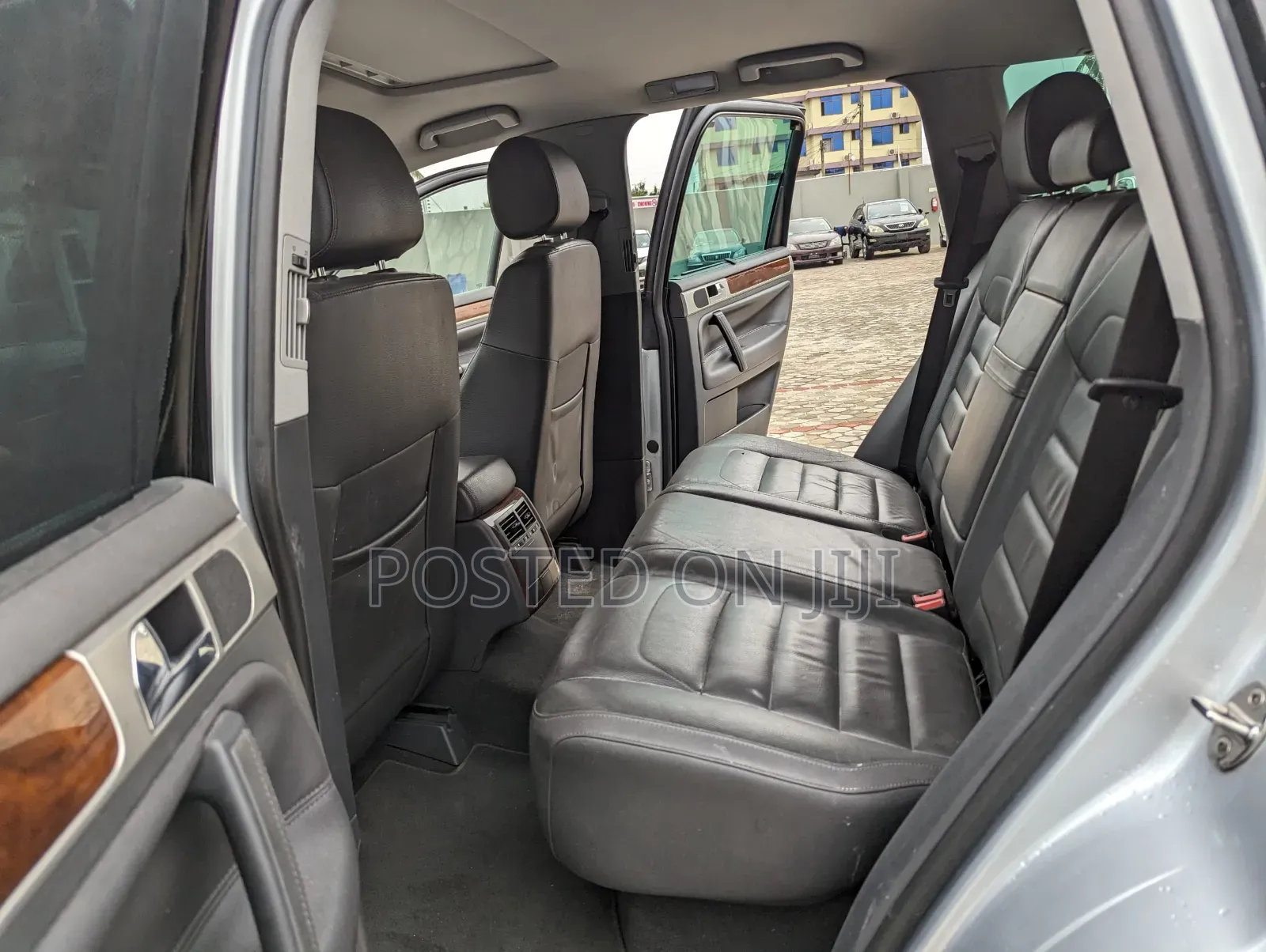 Volkswagen Touareg 2013 Silver