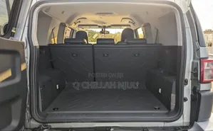 Toyota FJ Cruiser 2011 Gray