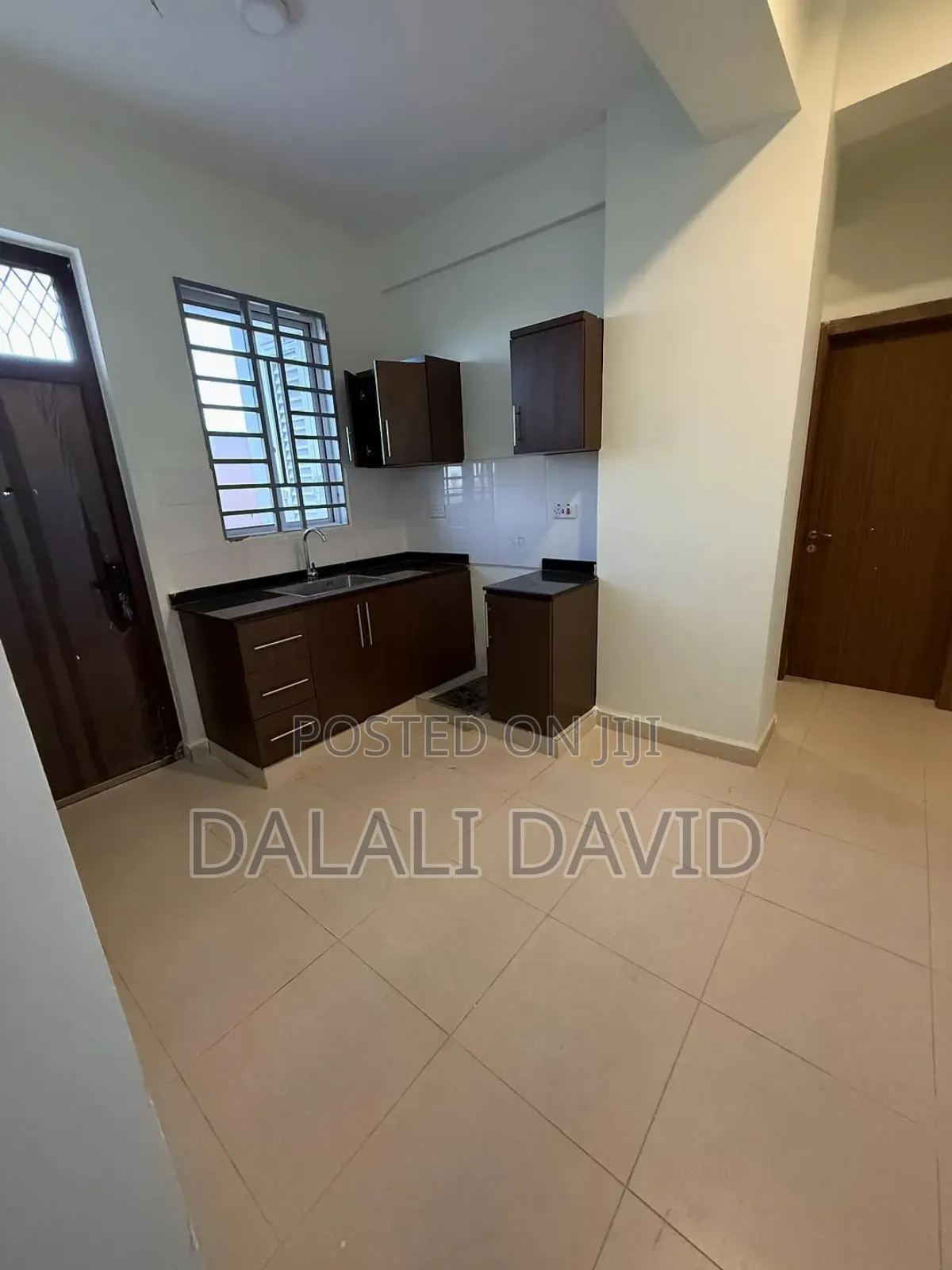 3bdrm Apartment in Kawe Beach for rent