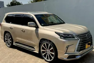 Lexus LX 2017 Gold