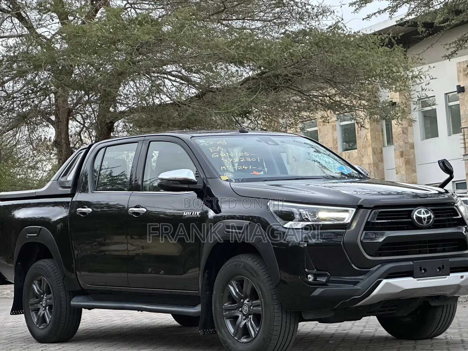 Toyota Hilux 2020 Black