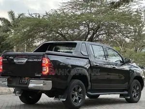 Toyota Hilux 2020 Black