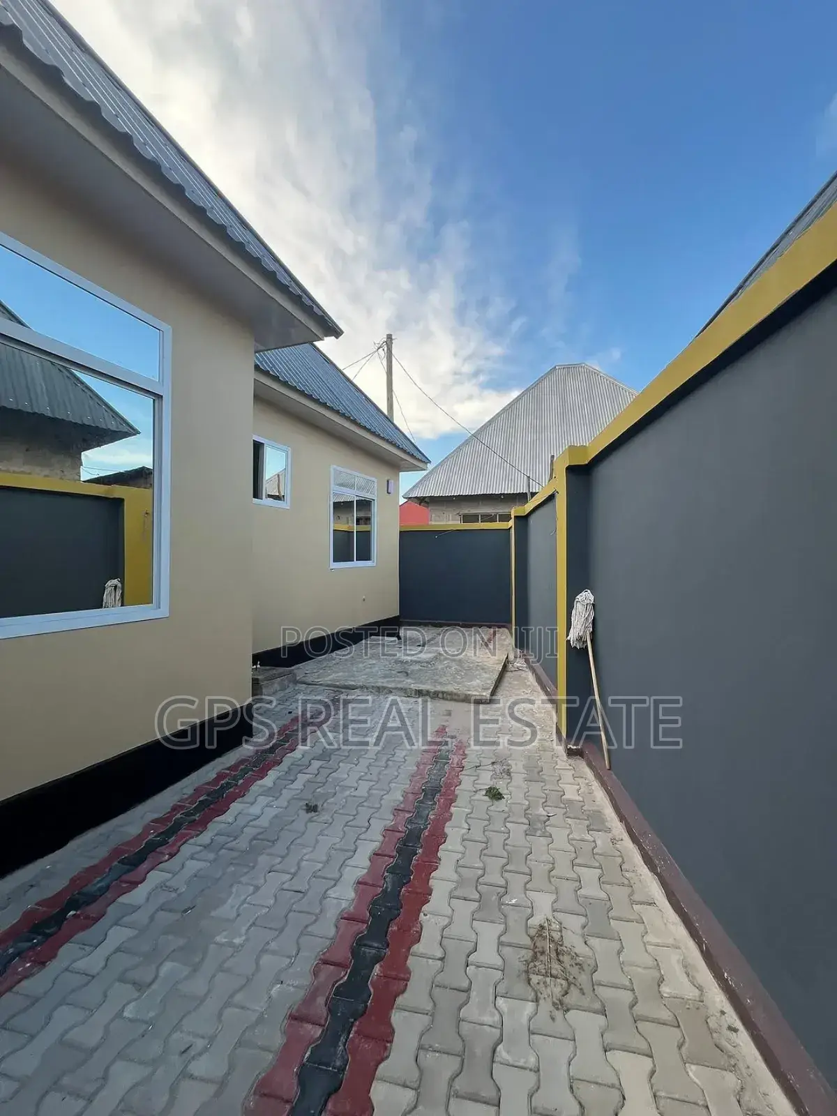 3bdrm House in Vikindu, Temeke for sale