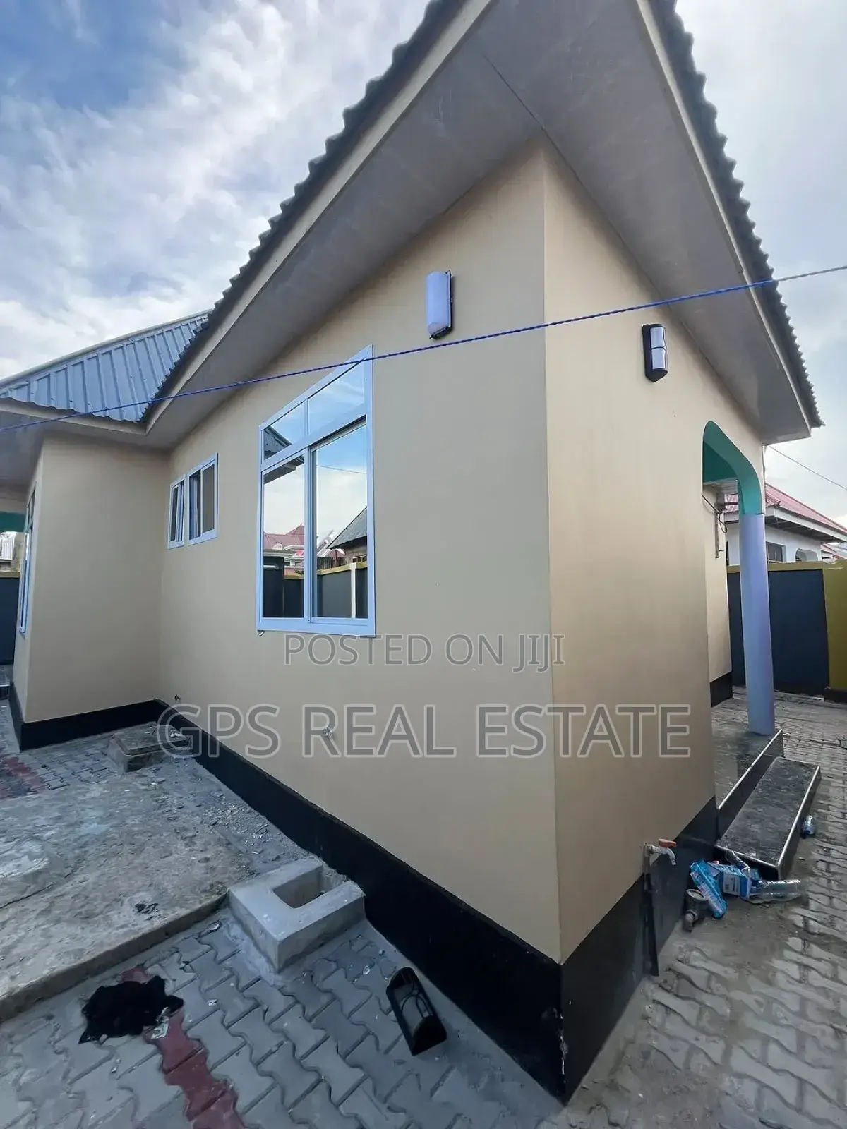 3bdrm House in Vikindu, Temeke for sale