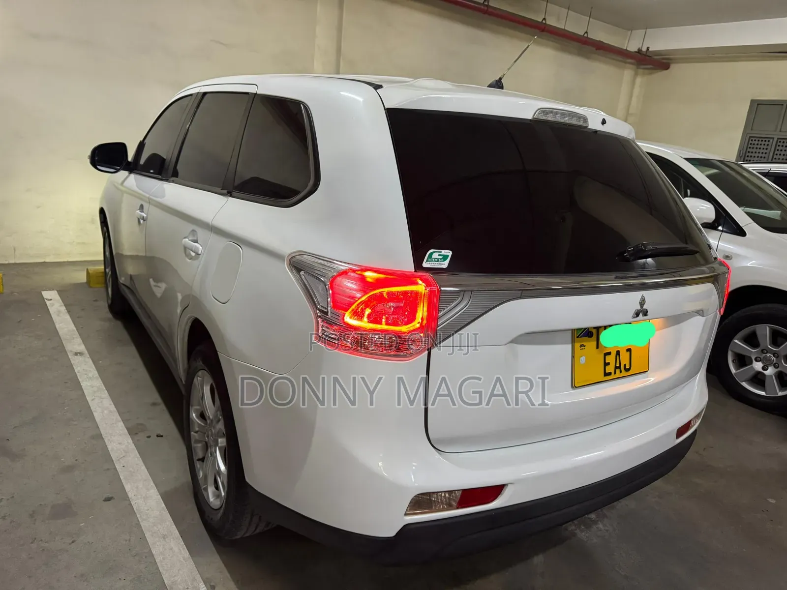 Mitsubishi Outlander 2012 White