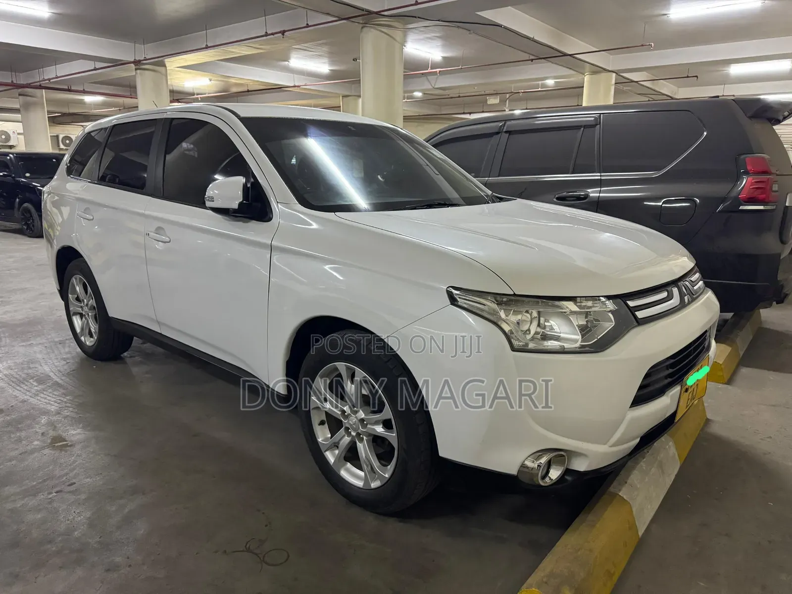 Mitsubishi Outlander 2012 White