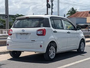 Toyota Passo 2020 White