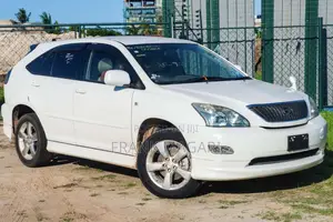Toyota Harrier 2006 White