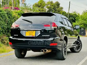 Toyota Harrier 2004 Black