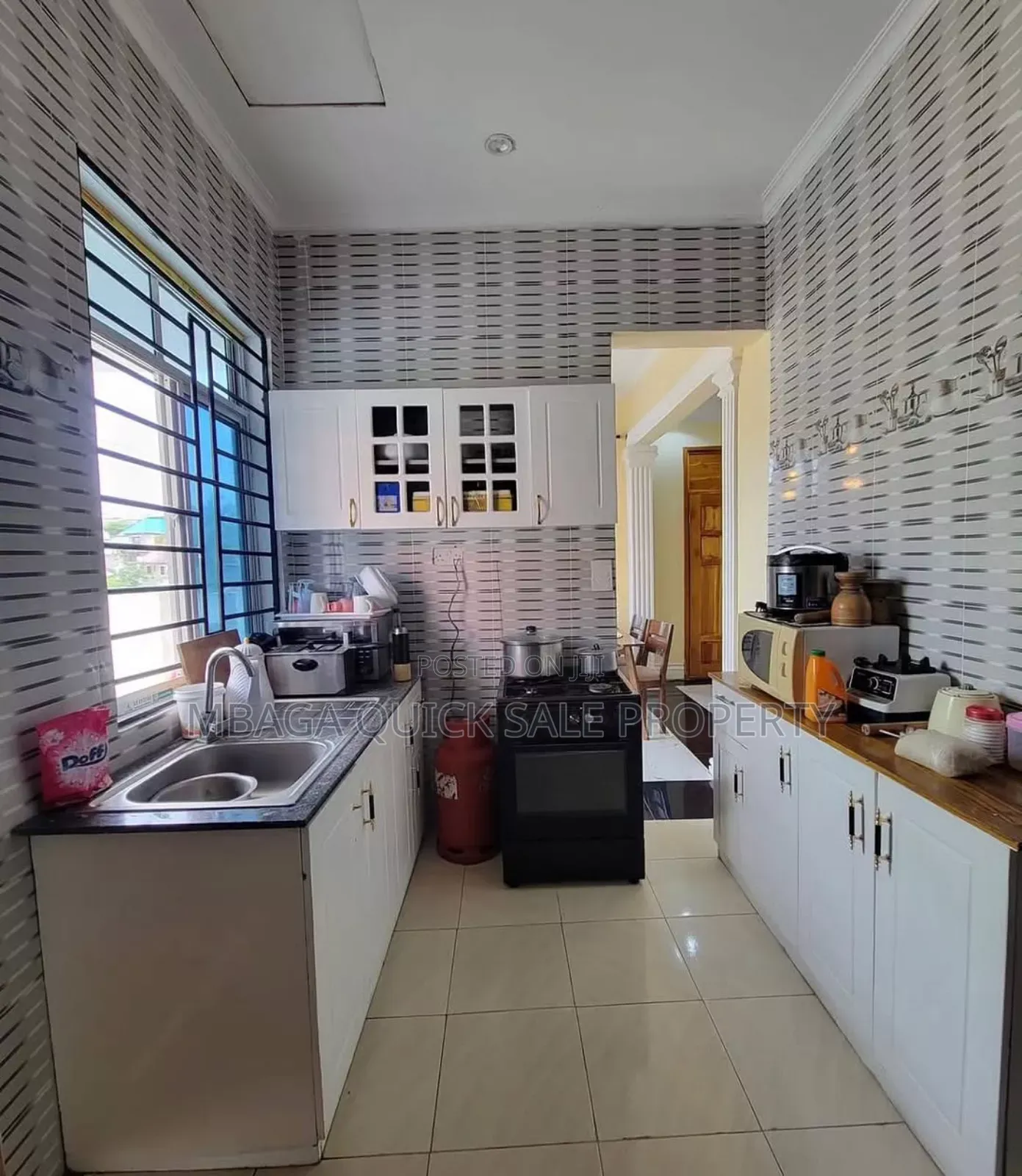 3bdrm House in Kinyerezi Kifuru for sale