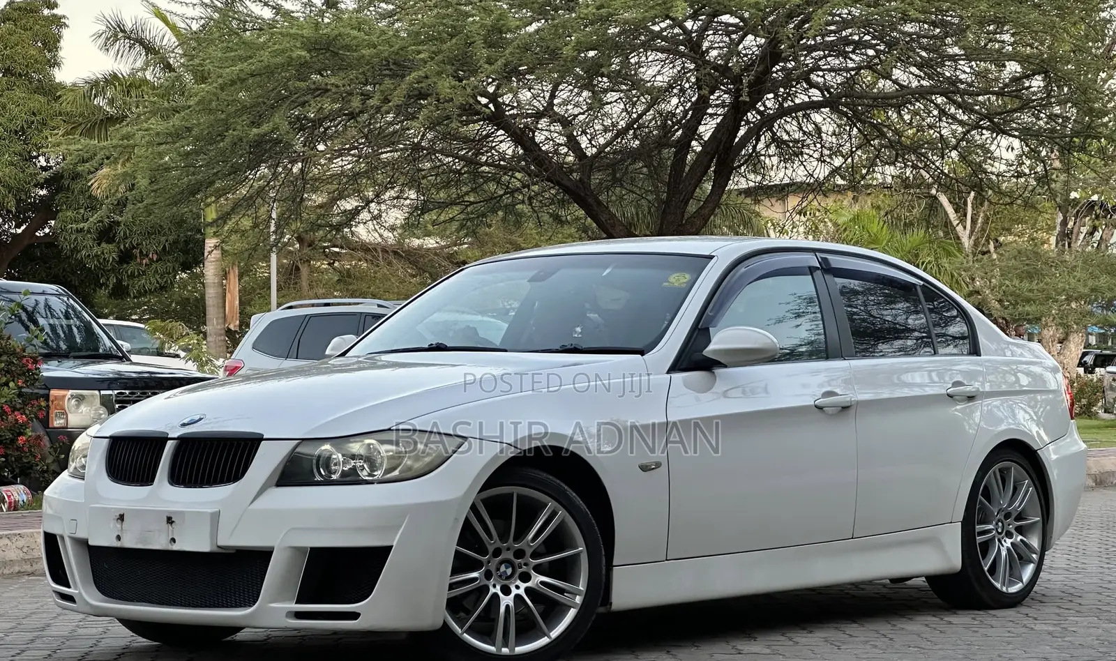BMW 3 Series 320i RWD 2008 White