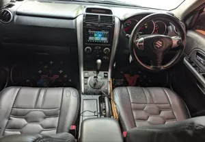 Suzuki Escudo 2005 Silver
