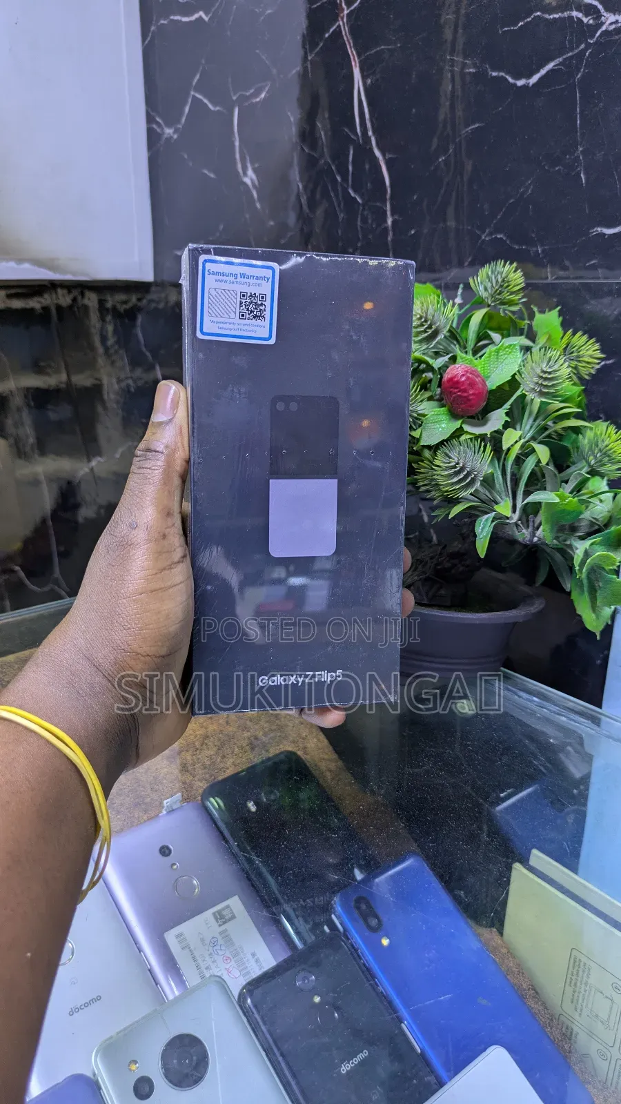 New Samsung Galaxy Z Flip5 256 GB