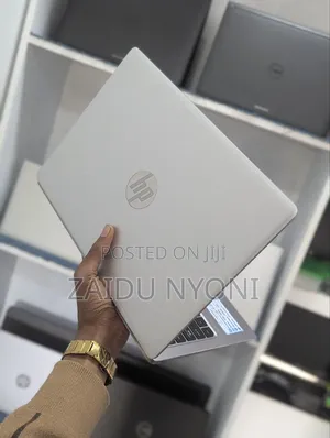 New Laptop HP EliteBook Folio G1 8GB Intel Core I5 SSD 256GB