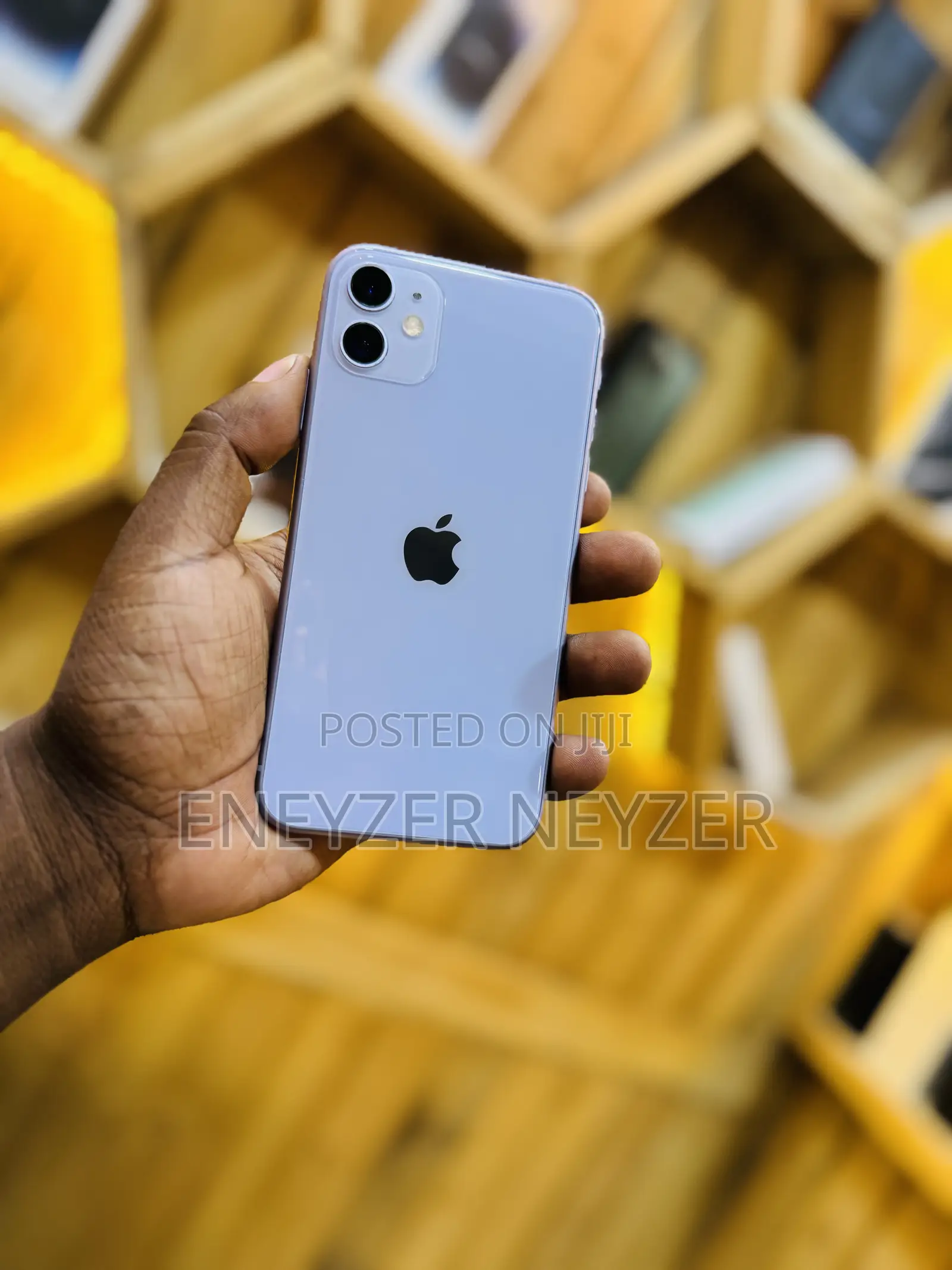 Apple iPhone 11 64 GB Purple