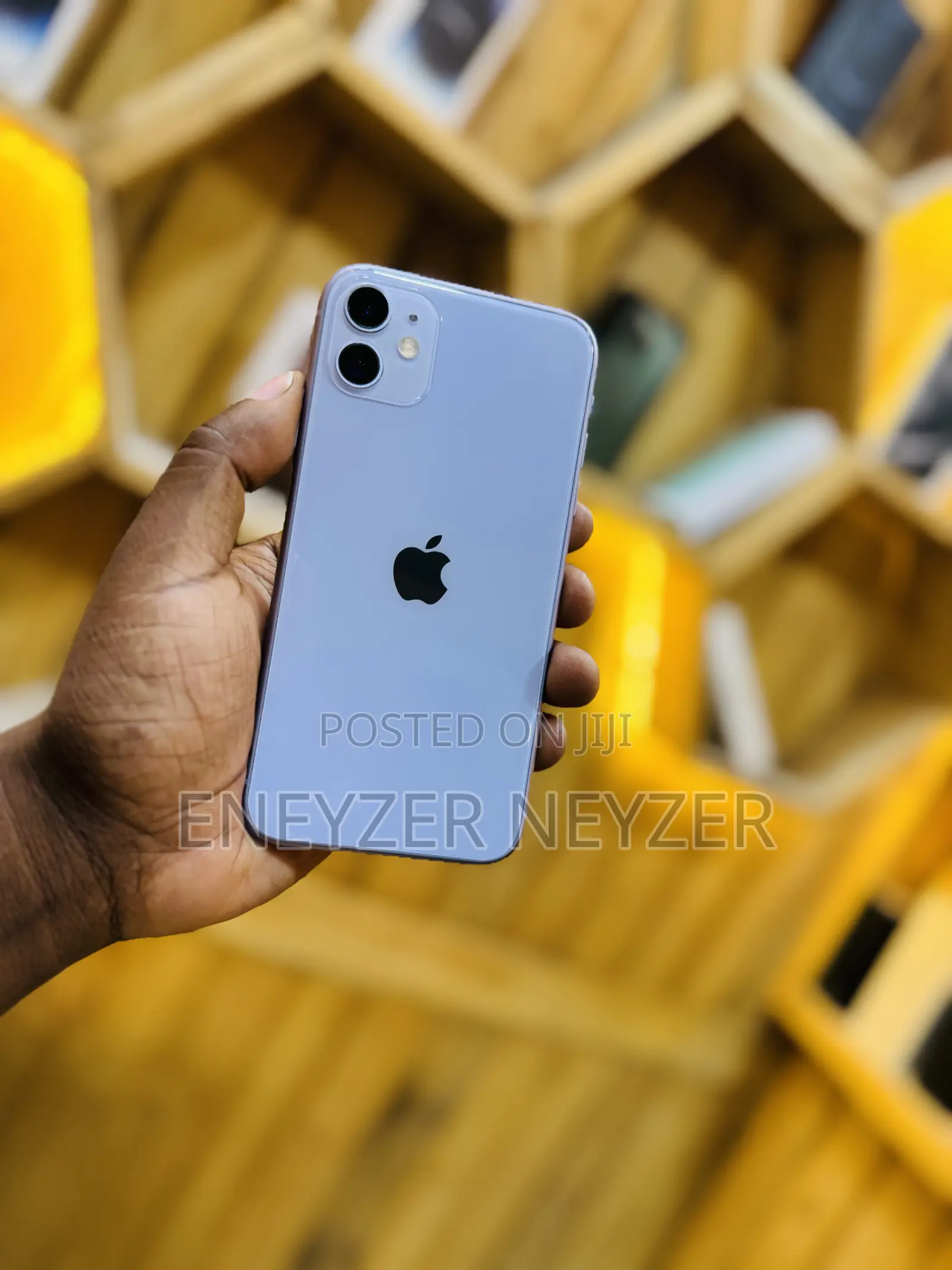 Apple iPhone 11 64 GB Purple