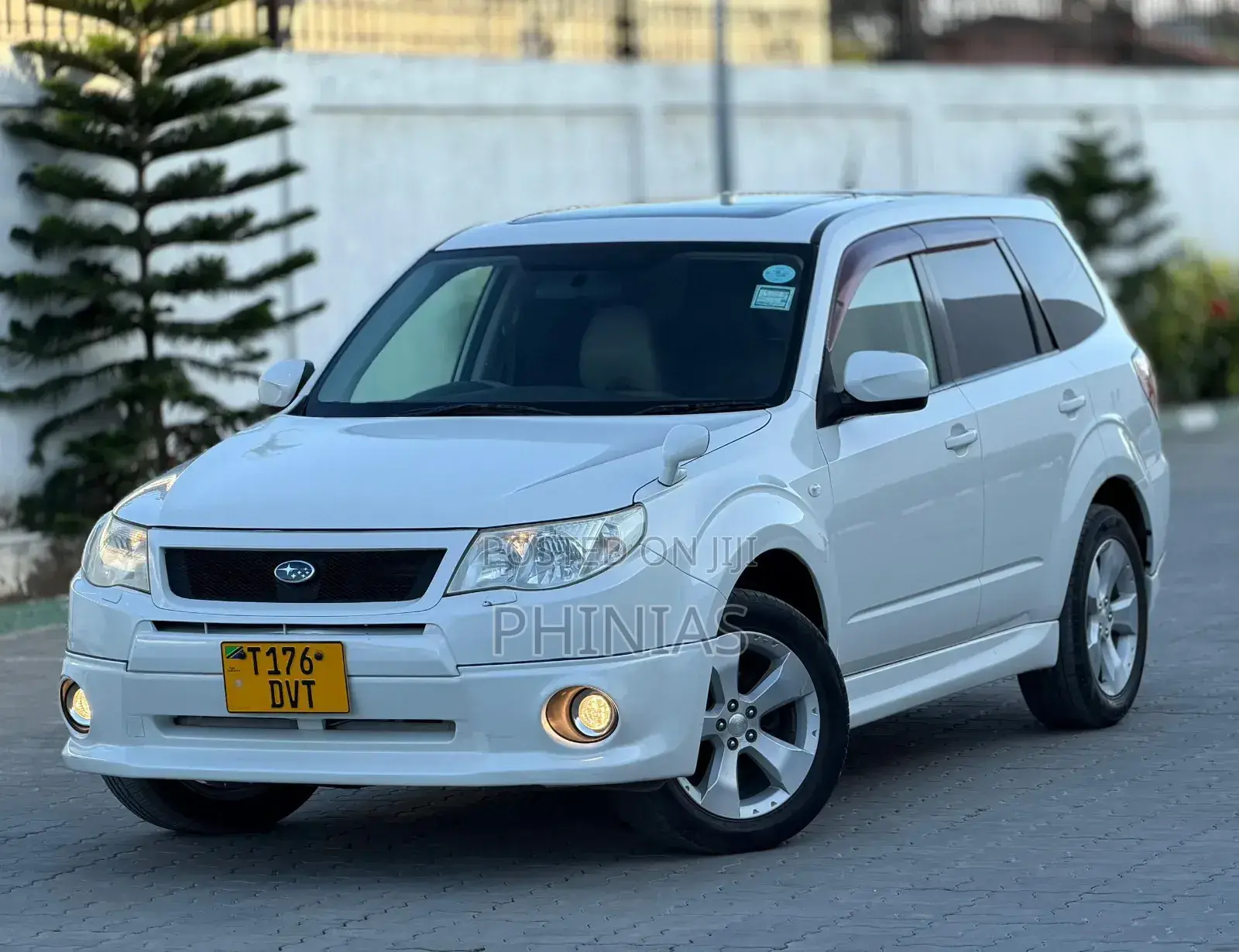 Subaru Forester 2009 White