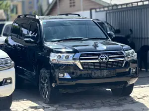 Toyota Land Cruiser 2015 Black