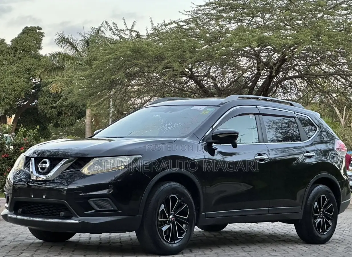 Nissan X-Trail 2015 Black