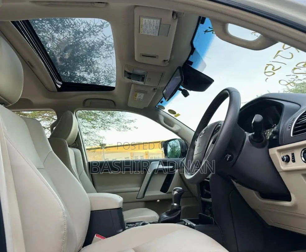 Toyota Land Cruiser Prado 2.7 2023 White