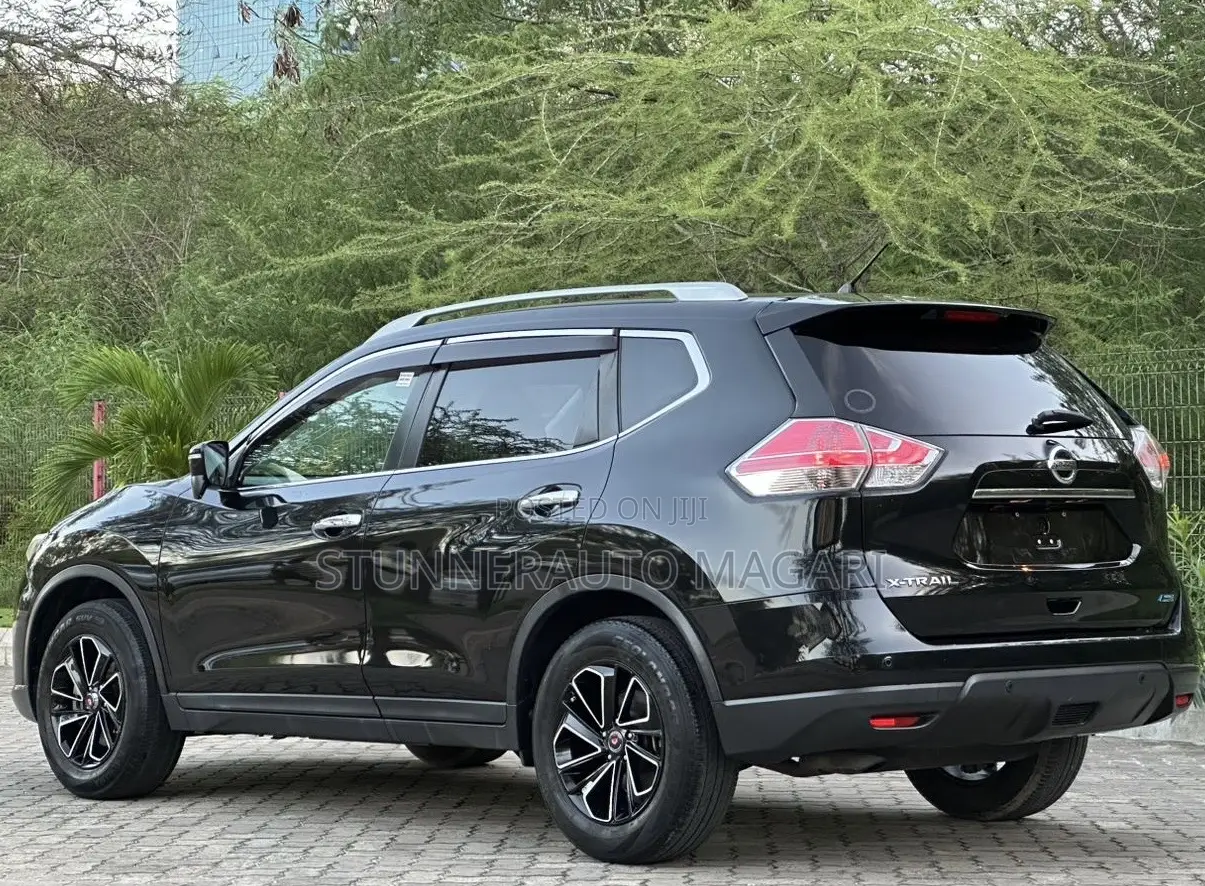 Nissan X-Trail 2015 Black