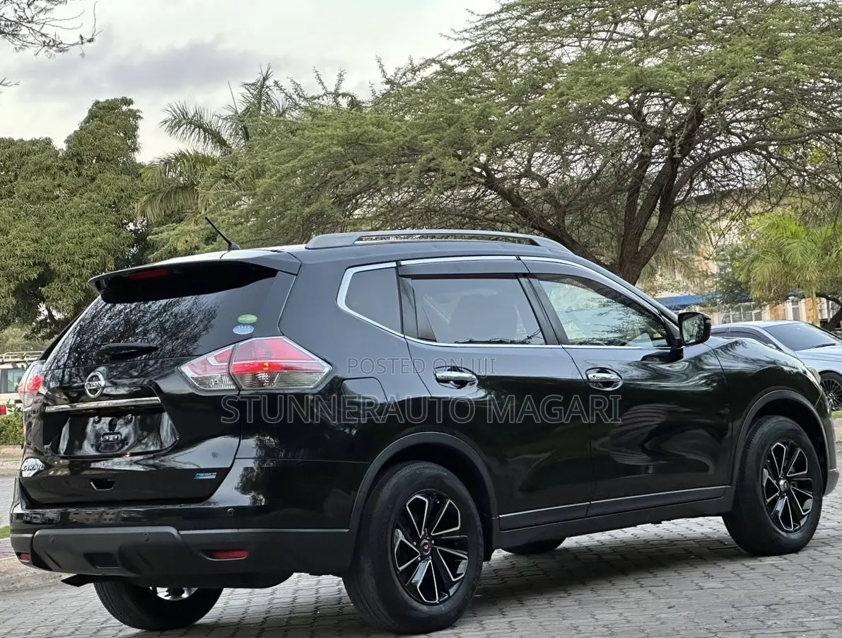 Nissan X-Trail 2015 Black
