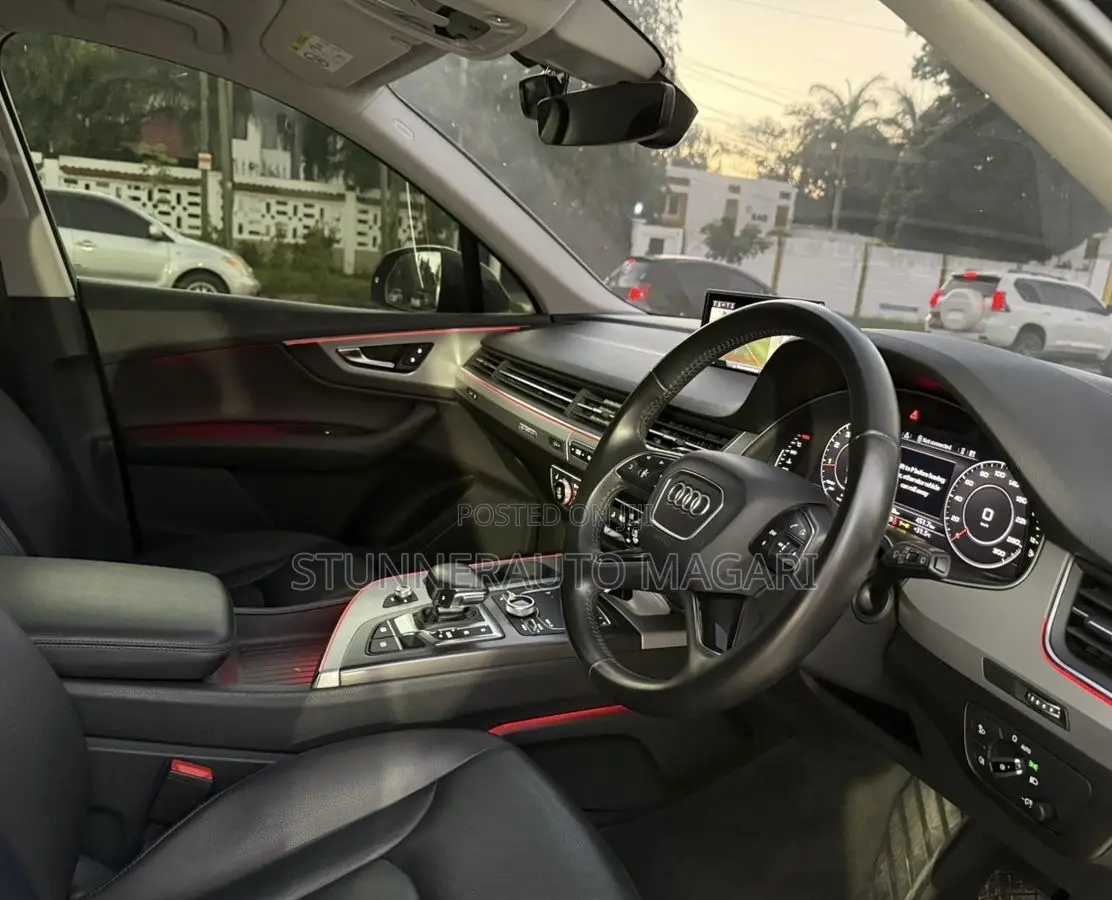 Audi Q7 2018 Black