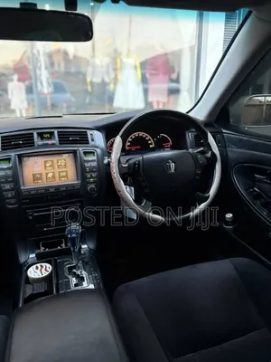 Toyota Crown 2004 Silver